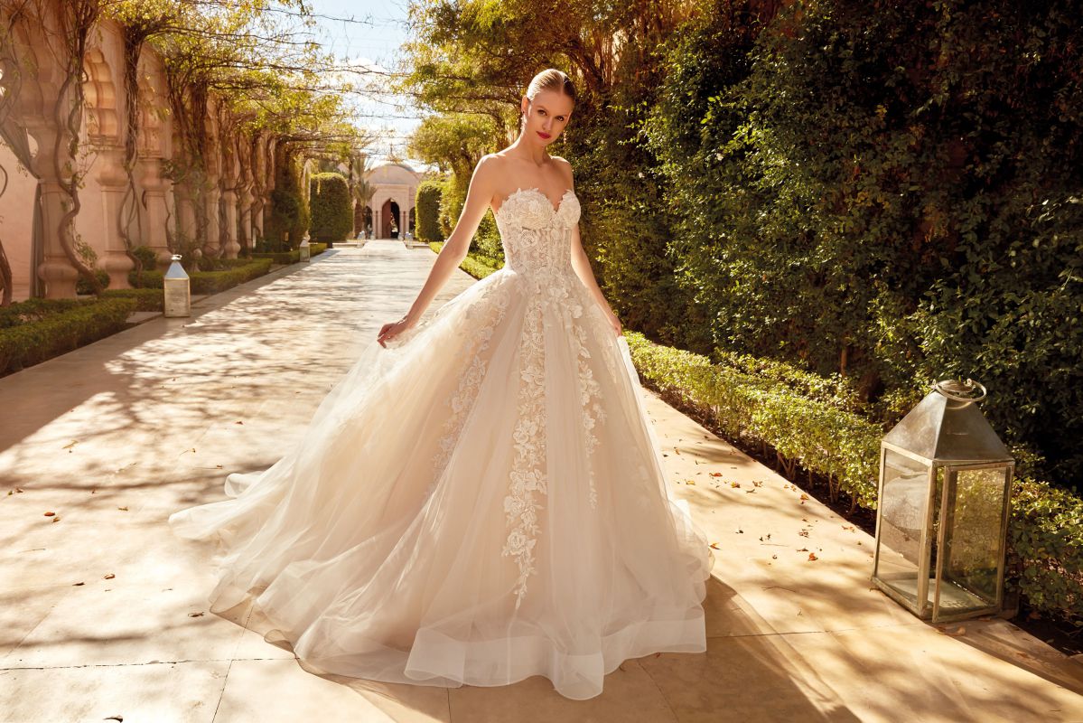 Wedding Dress D200120