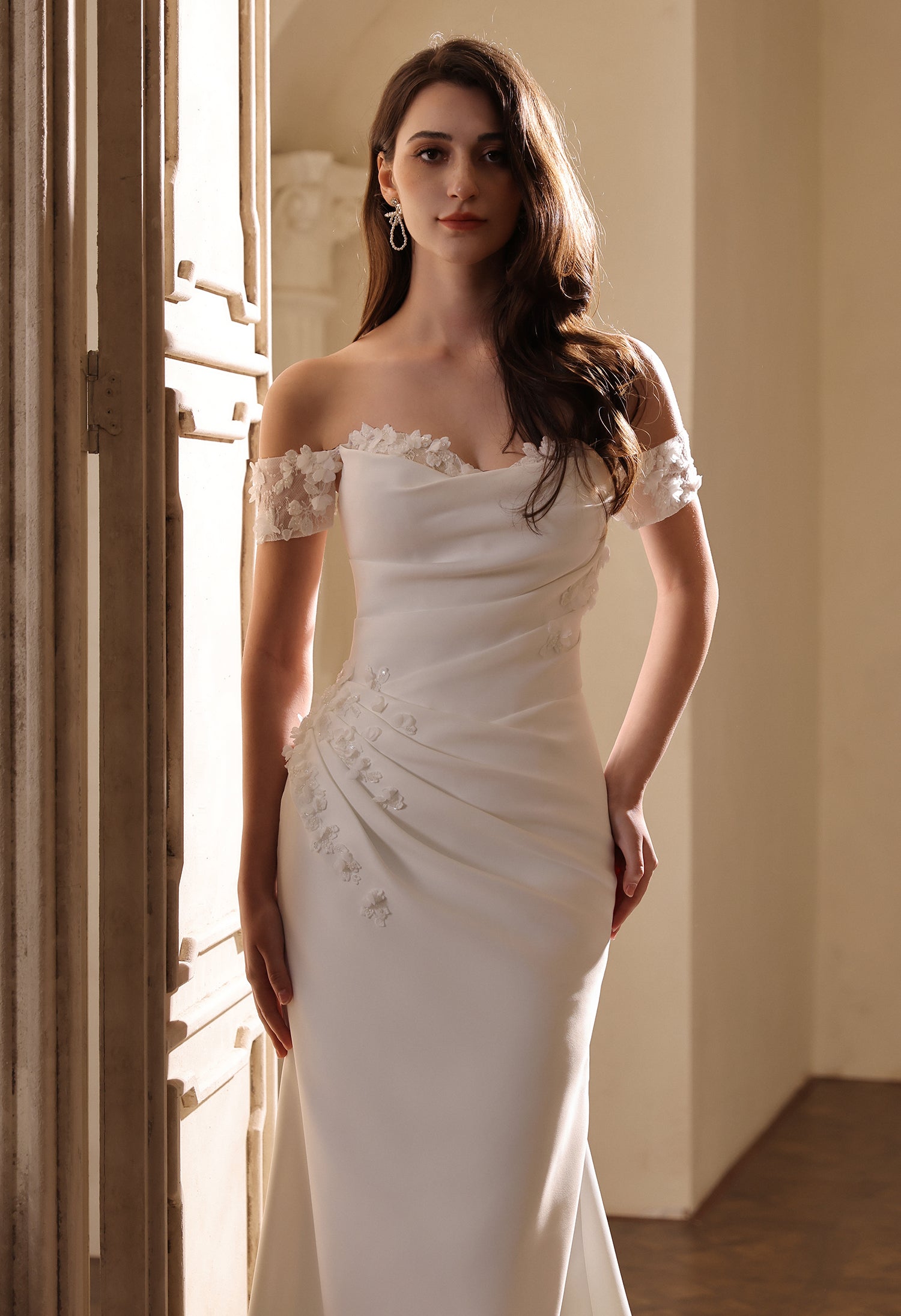 Elegant Satin Pleated Bodice Fit to Flare Wedding Dress with 3D Lace Motifs