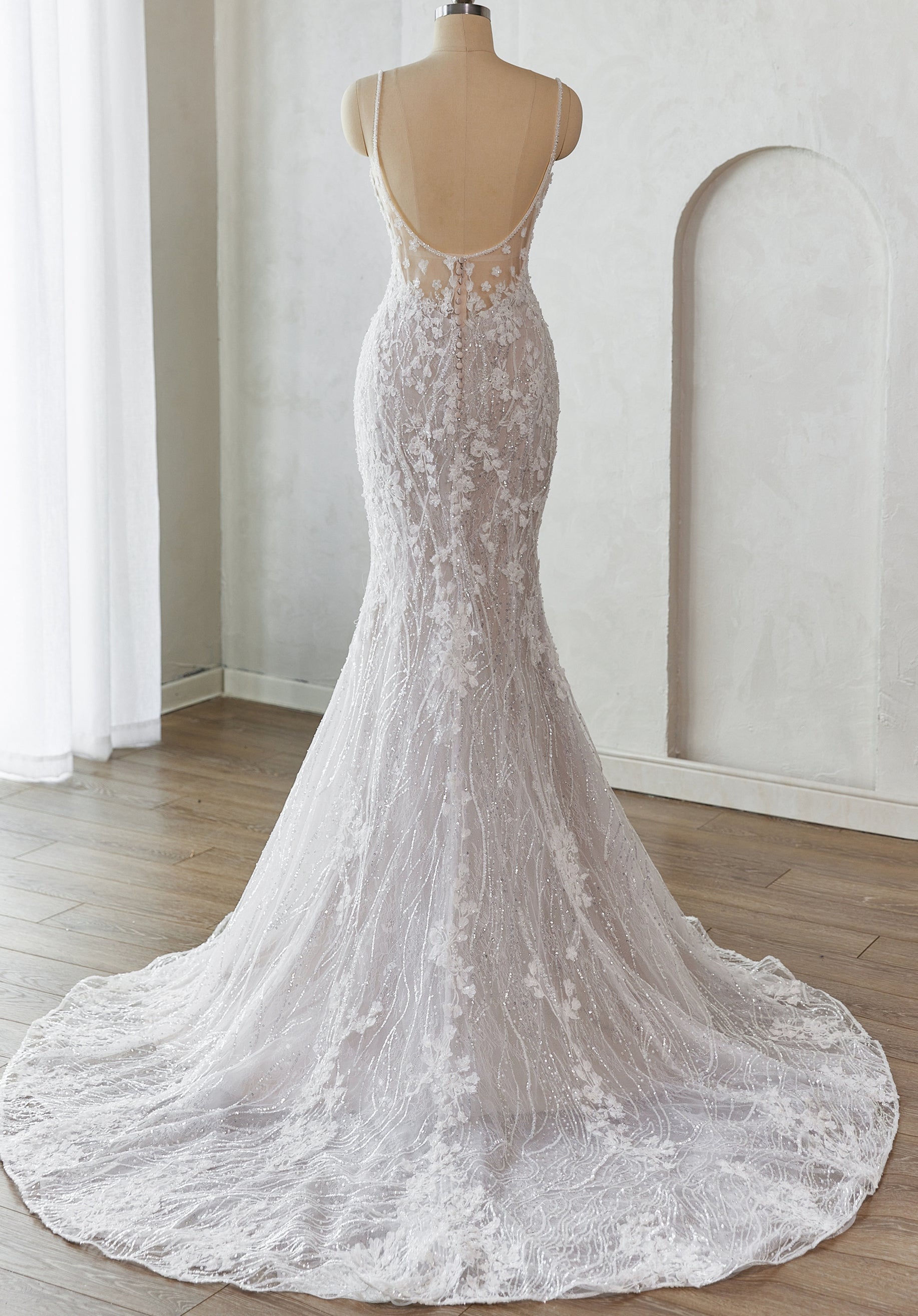 Lace Embellished Scoop Neckline and Spaghetti Straps Fit to Flare Wedding Dress