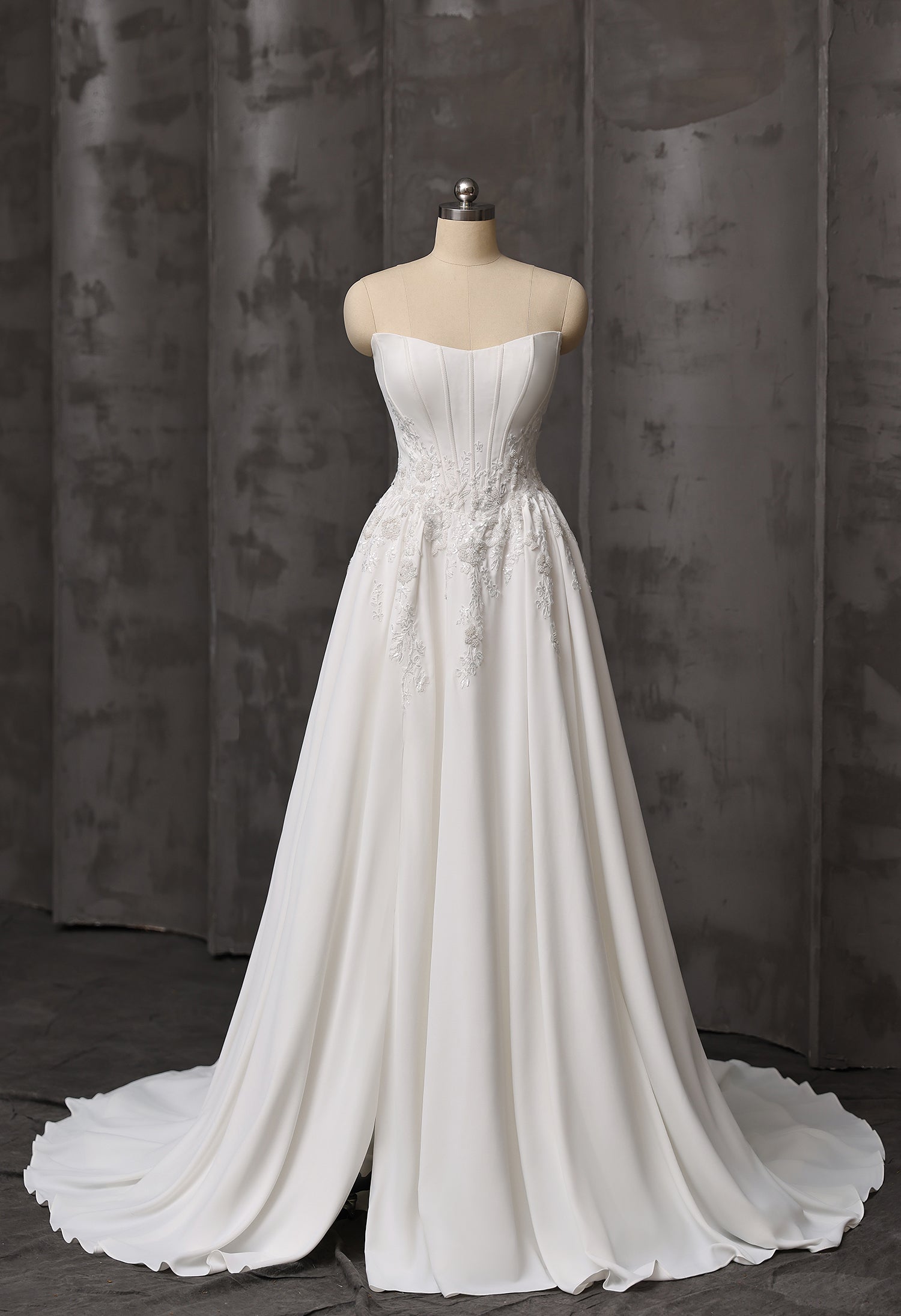 Embroidery Scoop Neckline with Detachable Draped Sleeves Satin Wedding Gown