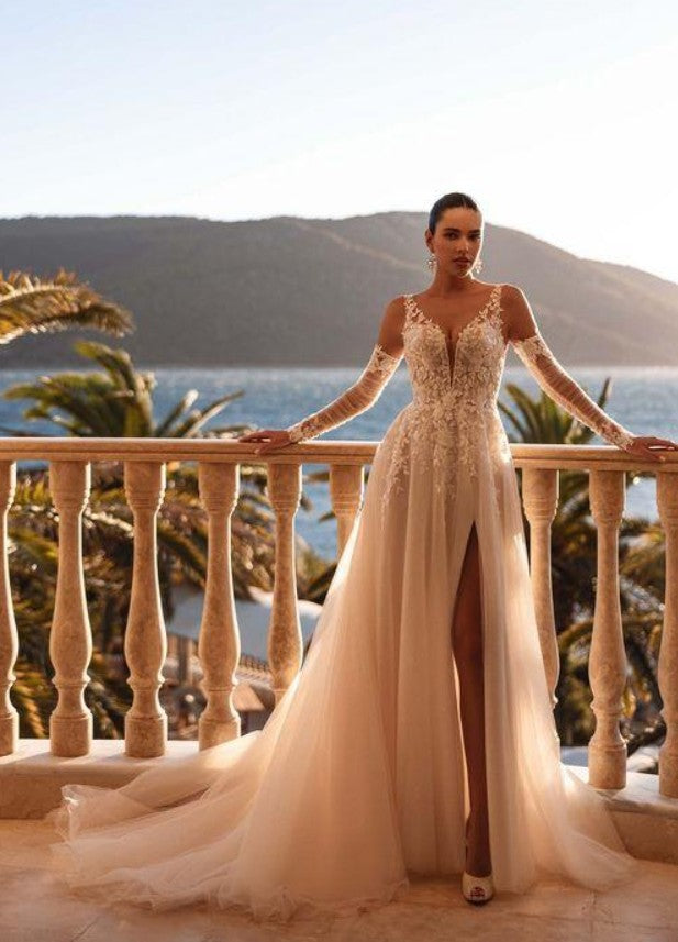 Wedding Dress D8279