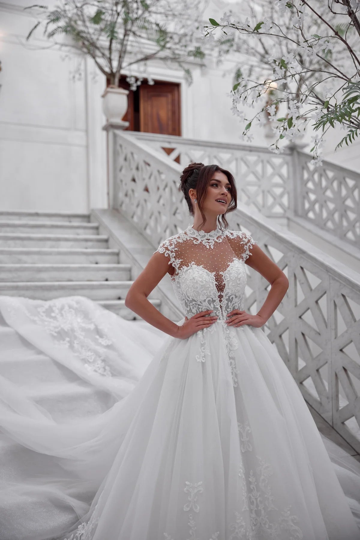 Luxury Wedding Dress LBS-327