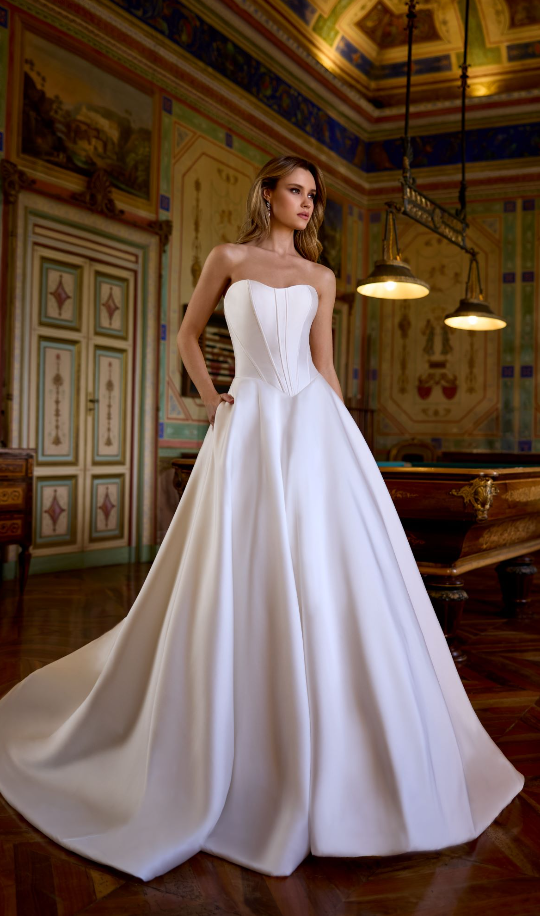 Jacqueline Luxe by Randy Fenoli