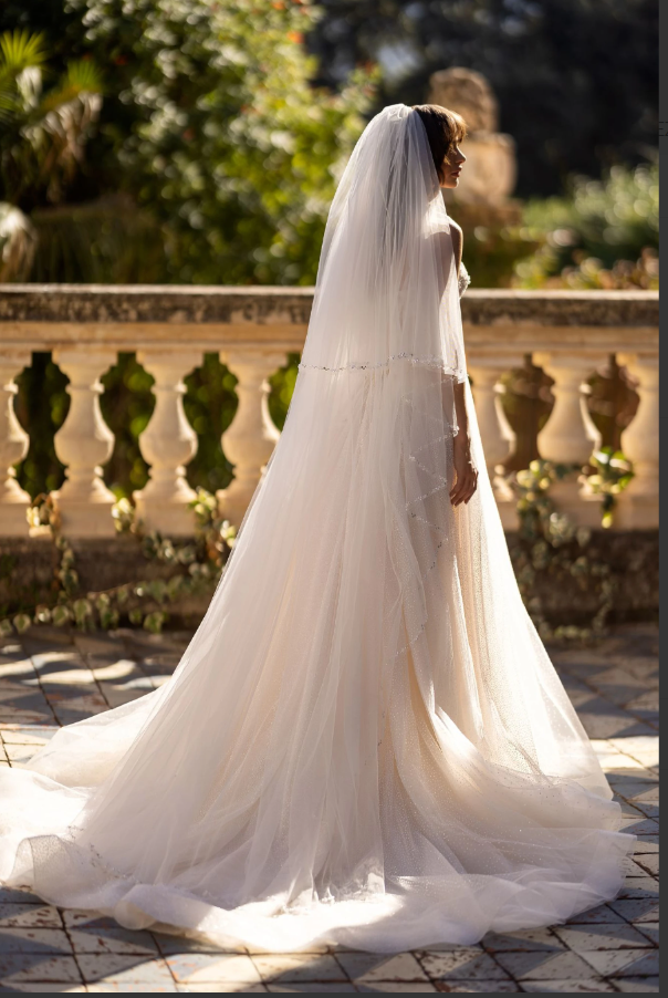 Cathedral Wedding Veil with Beaded Edge – Style V-4-2034-HE013