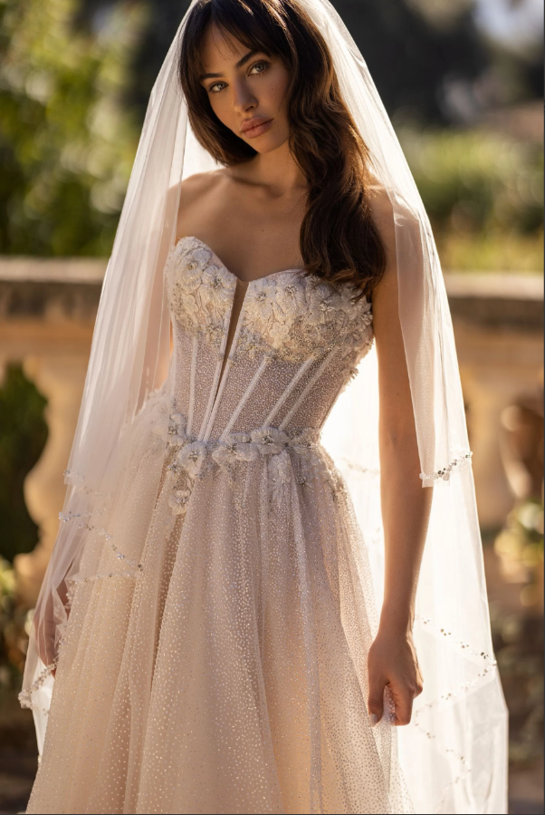 Cathedral Wedding Veil with Beaded Edge – Style V-4-2034-HE013