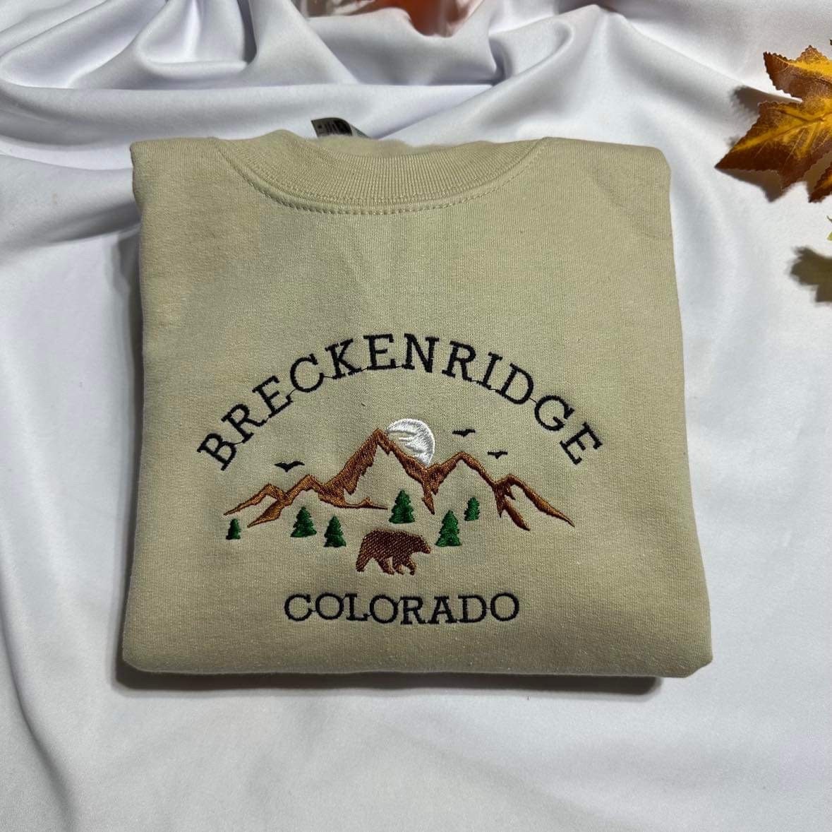 Embroidered Breckenridge Colorado Sweatshirt: Personalized Mountain Crewneck