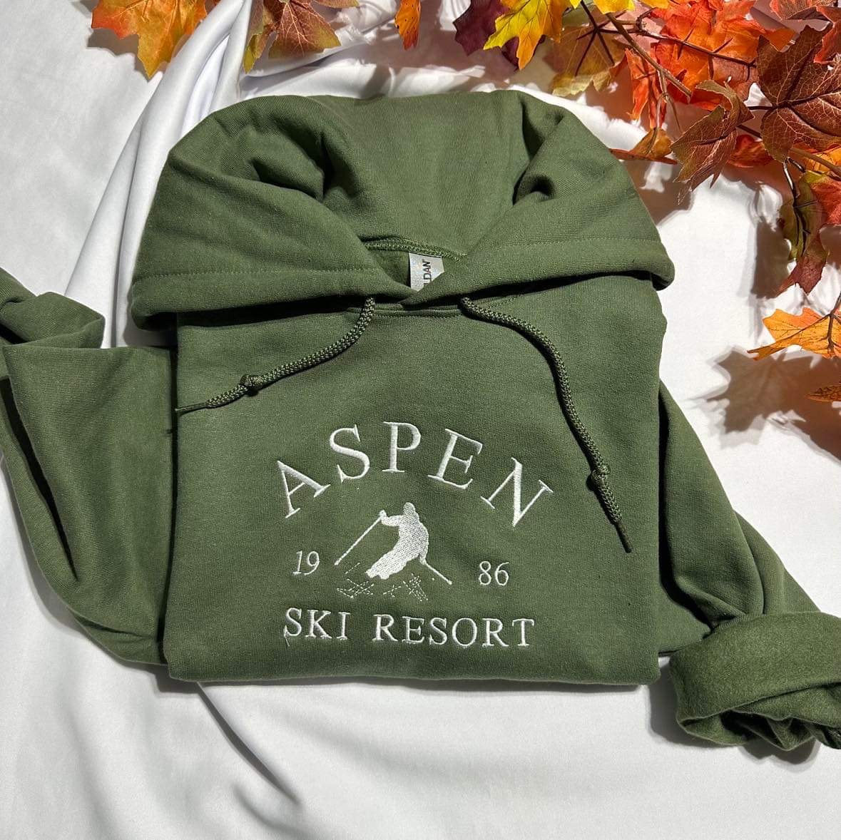Embroidered Aspen Colorado Hoodie: Ski Resort Souvenir Sweatshirt