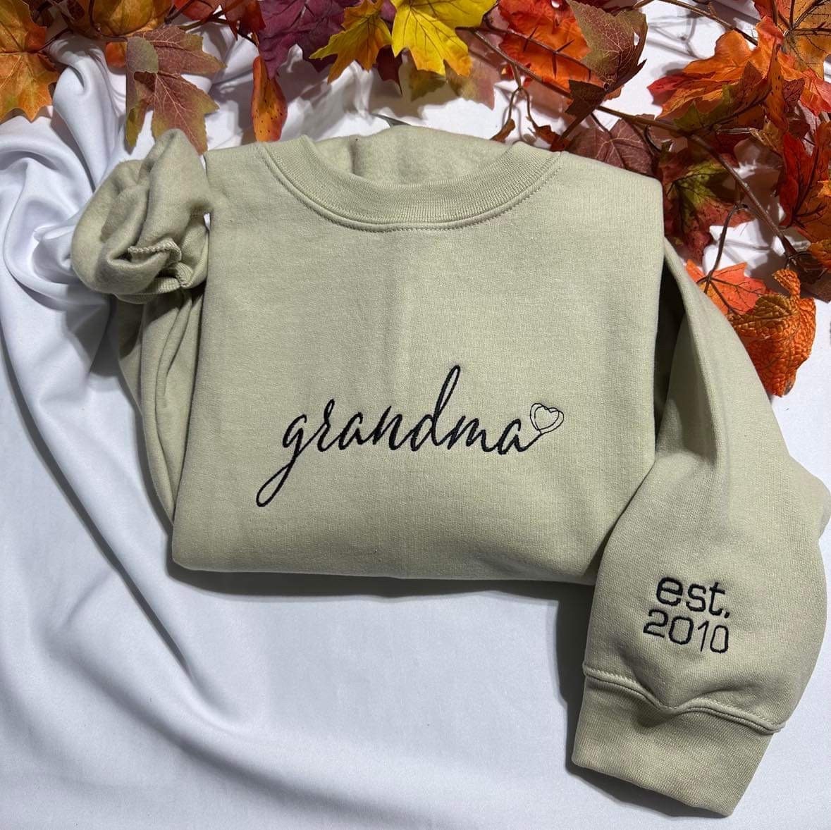 Personalized Grandma Est. embroidered  crewneck; Mothers day Gift. Customizable grandma crewneck; unique Christmas gift