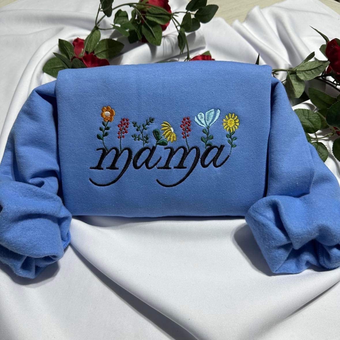 MAMA Wildflowers Embrlidered Sweatshirt – Custom Mother’s Day Gift, Wildflower Mom Jumper, Personalized Mom Birthday Present, Cozy Mama gift