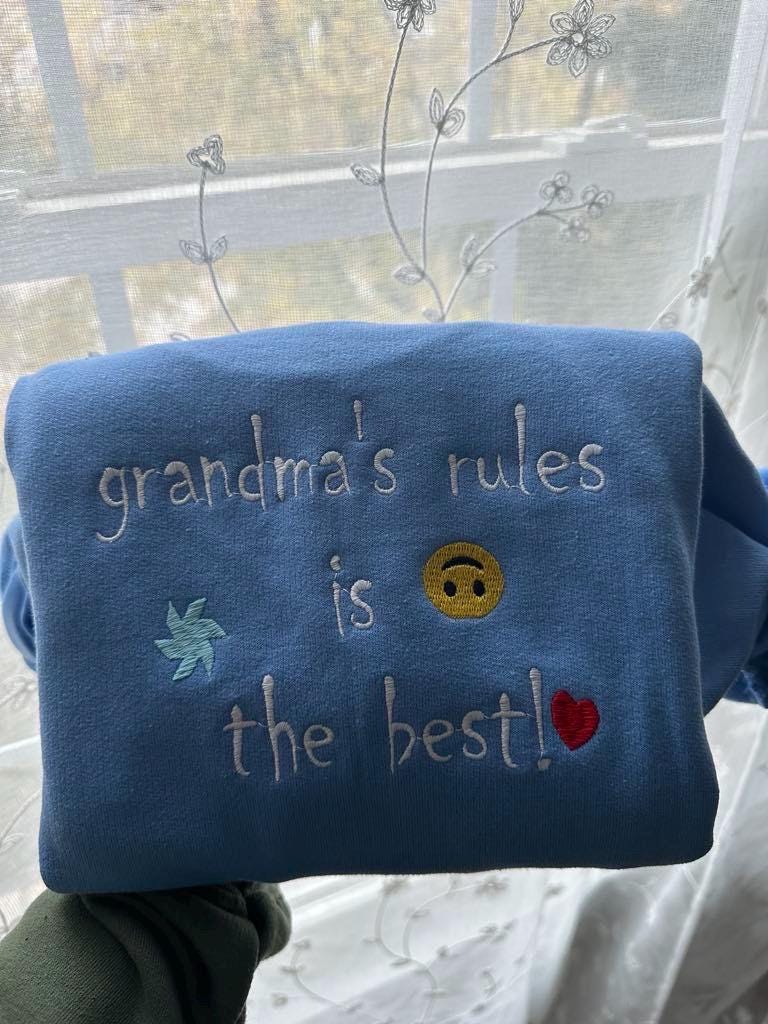 Grandma’s rules is the best embroidered crewneck; Mothers day Gift. Customizable grandma crewneck; unique Christmas gift
