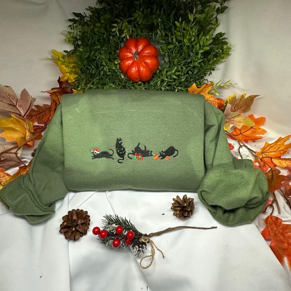 Christmas Cat Embroidered Sweatshirt: Festive Holiday Crewneck