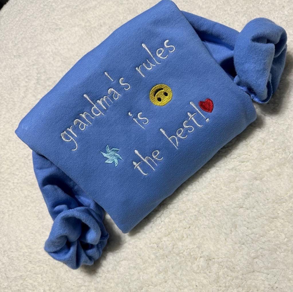 Grandma’s rules is the best embroidered crewneck; Mothers day Gift. Customizable grandma crewneck; unique Christmas gift
