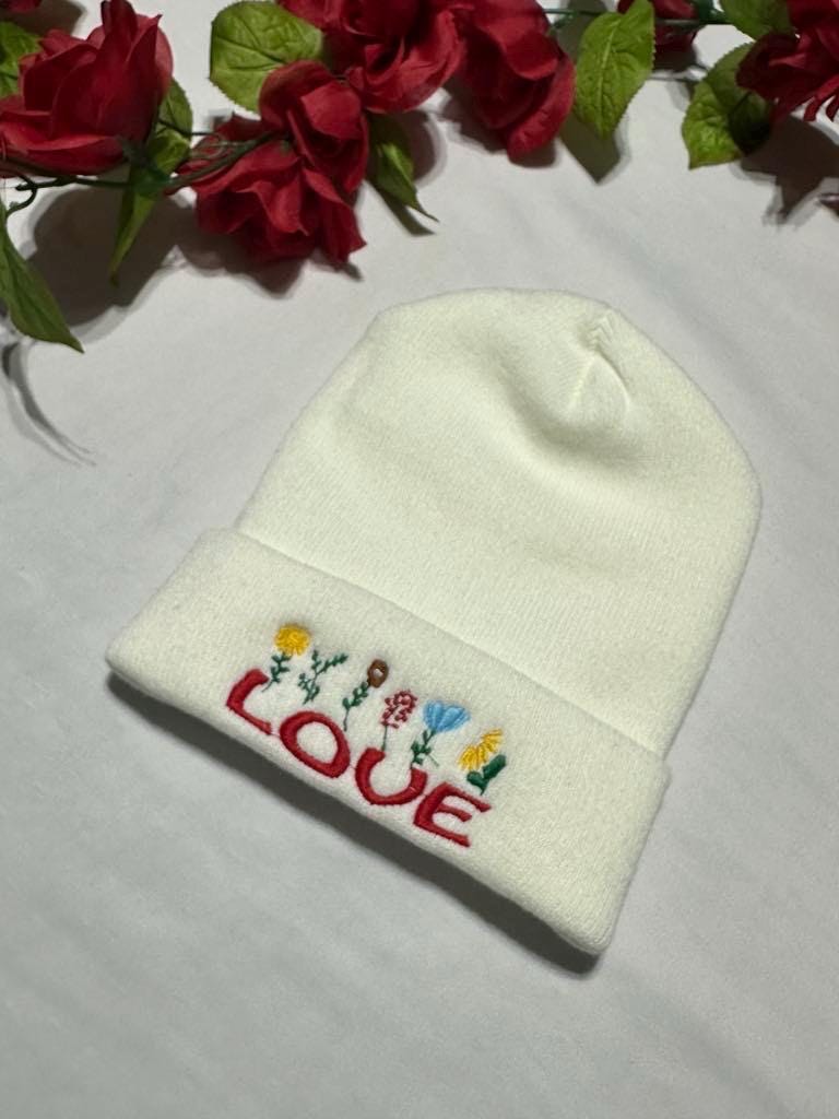 Floral Embroidered Beanie: 
