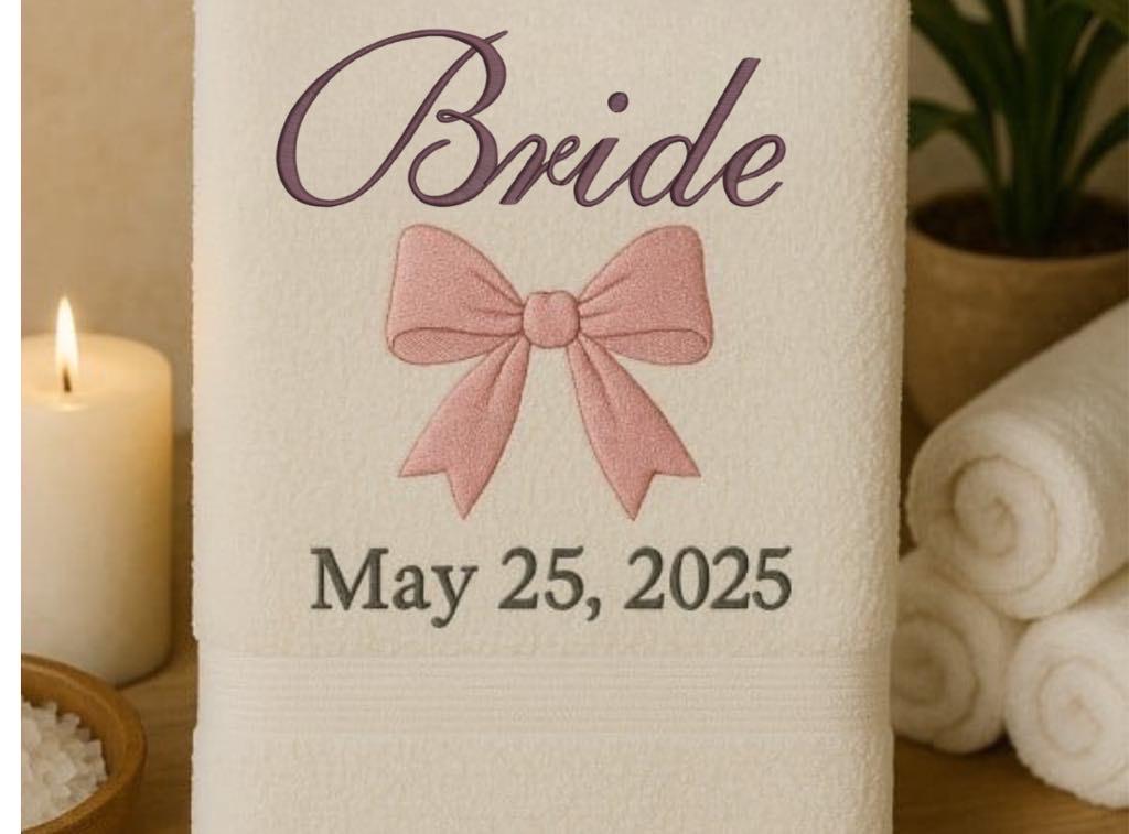 Custom Embroidered Spa Towel: Personalized Mountain Design Gift